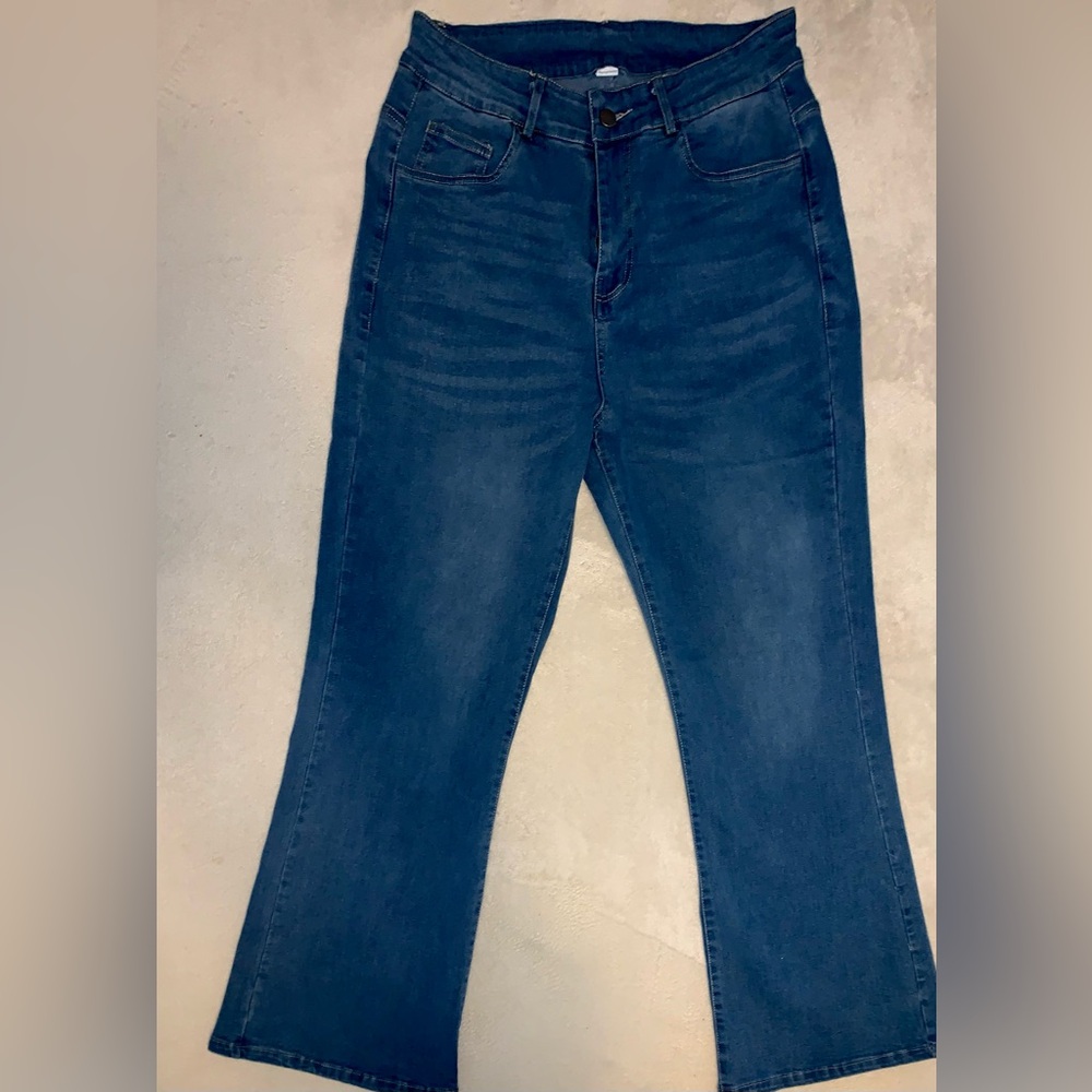 High waisted/Wide leg Jeans-28/28